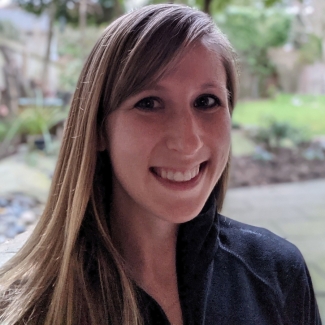 karlie_edwards_crop_sq.jpg karlie_edwards_crop_sq.jpg